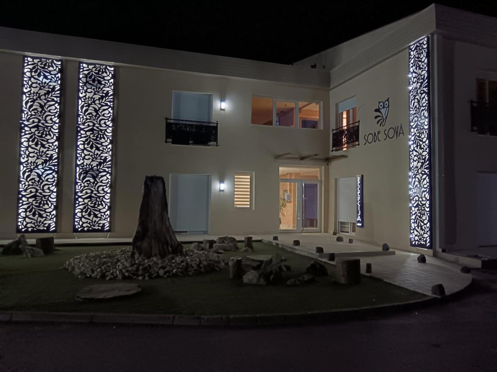 Sobe Sova Kikinda Hotel Екстериор снимка